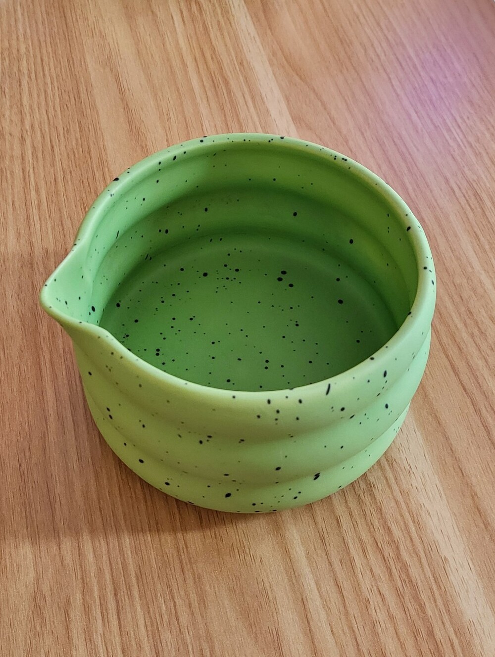 Green Speckled Ceramic Matcha Pouring Bowl